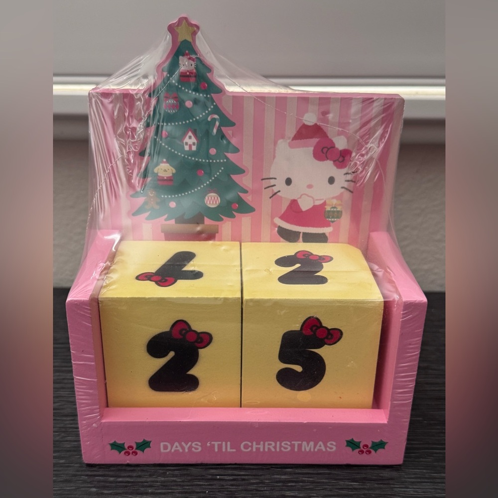 NEW Sanrio Hello Kitty Christmas Countdown Calendar Blocks — Pink Holiday Decor